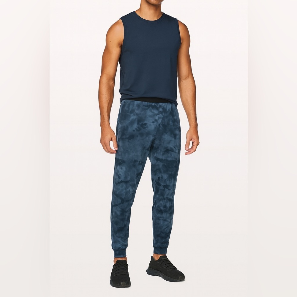 Lululemon Joggers Men’s Size Medium Running Sweatpants Athletic Blue Camo